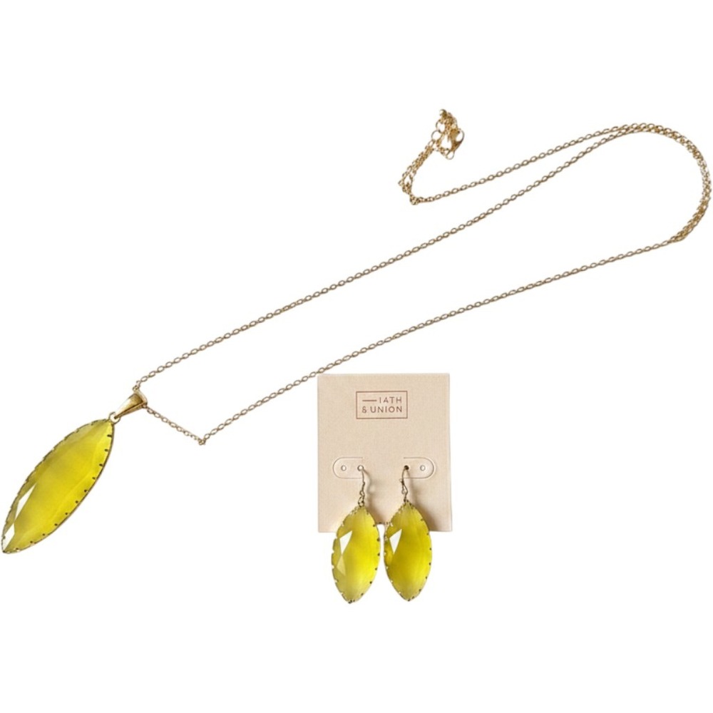 14th & Union Yellow Gold Marquise Cat Eye Necklace and Earrings Set